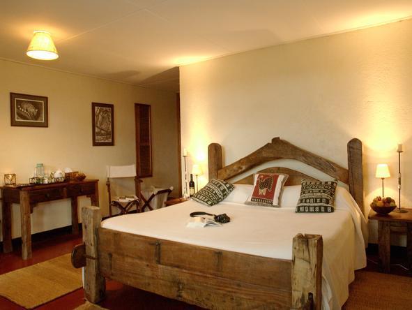Ndutu Safari Lodge - Bedroom 